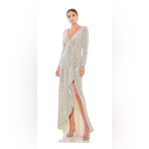 Mac Duggal Dresses & Skirts - IEENA MAC DUGGAL - SILVER LONG SLEEVE SEQUIN WRAP GOWN- SIZE 4